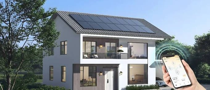 Solar PV and Digital Technology: Building Smarter Energy Solutions